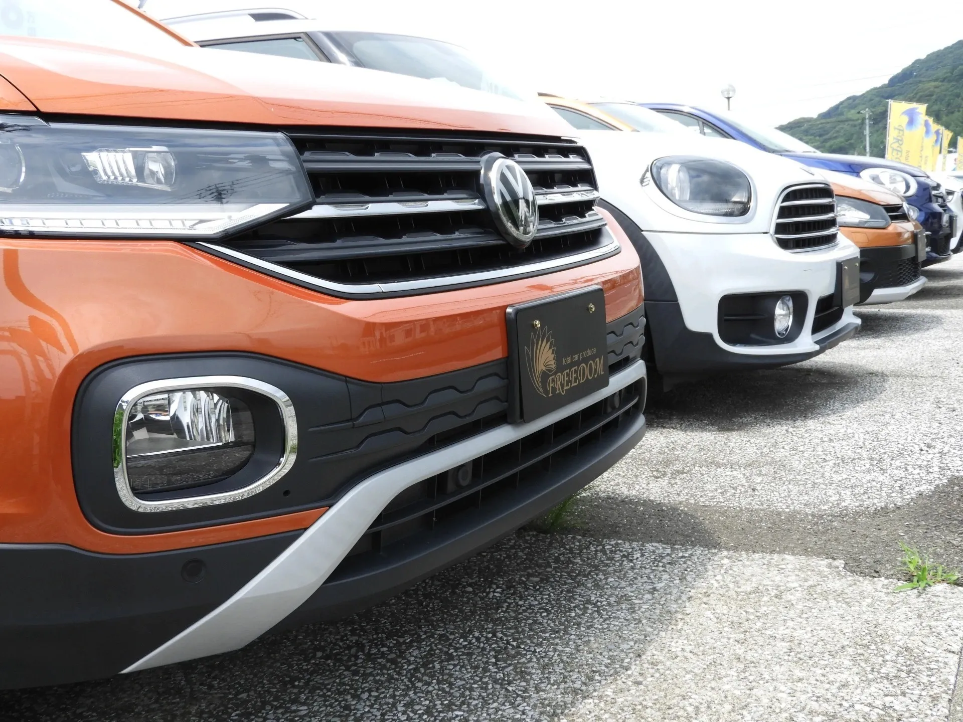 お客様一人ひとりにあったクルマをご提案させていただきます。