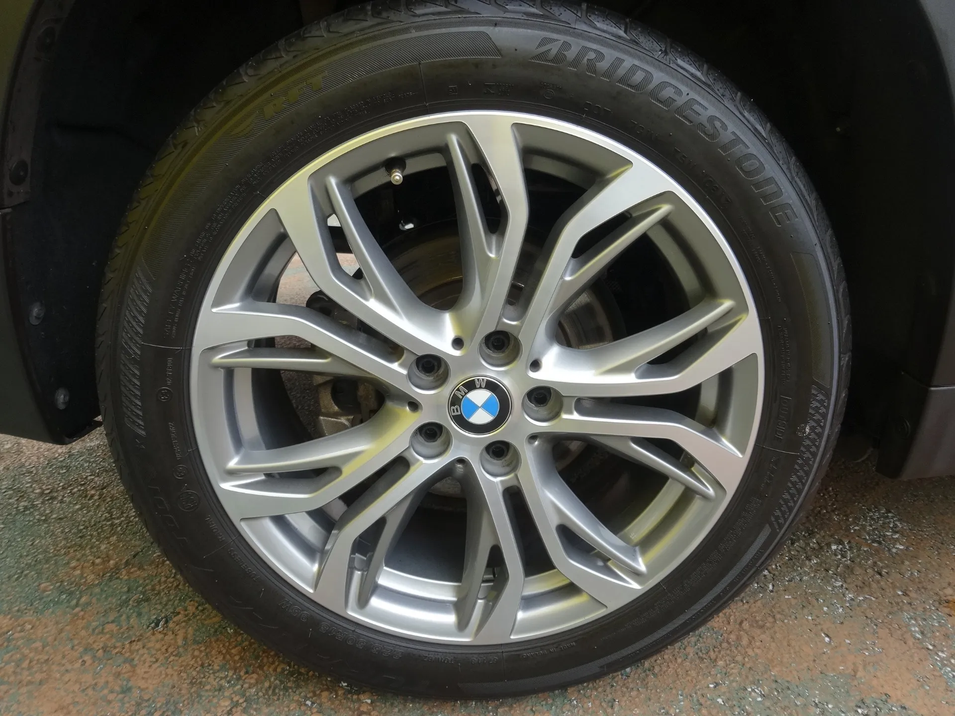 BMW X1 sDrive 18i ファッショニスタ