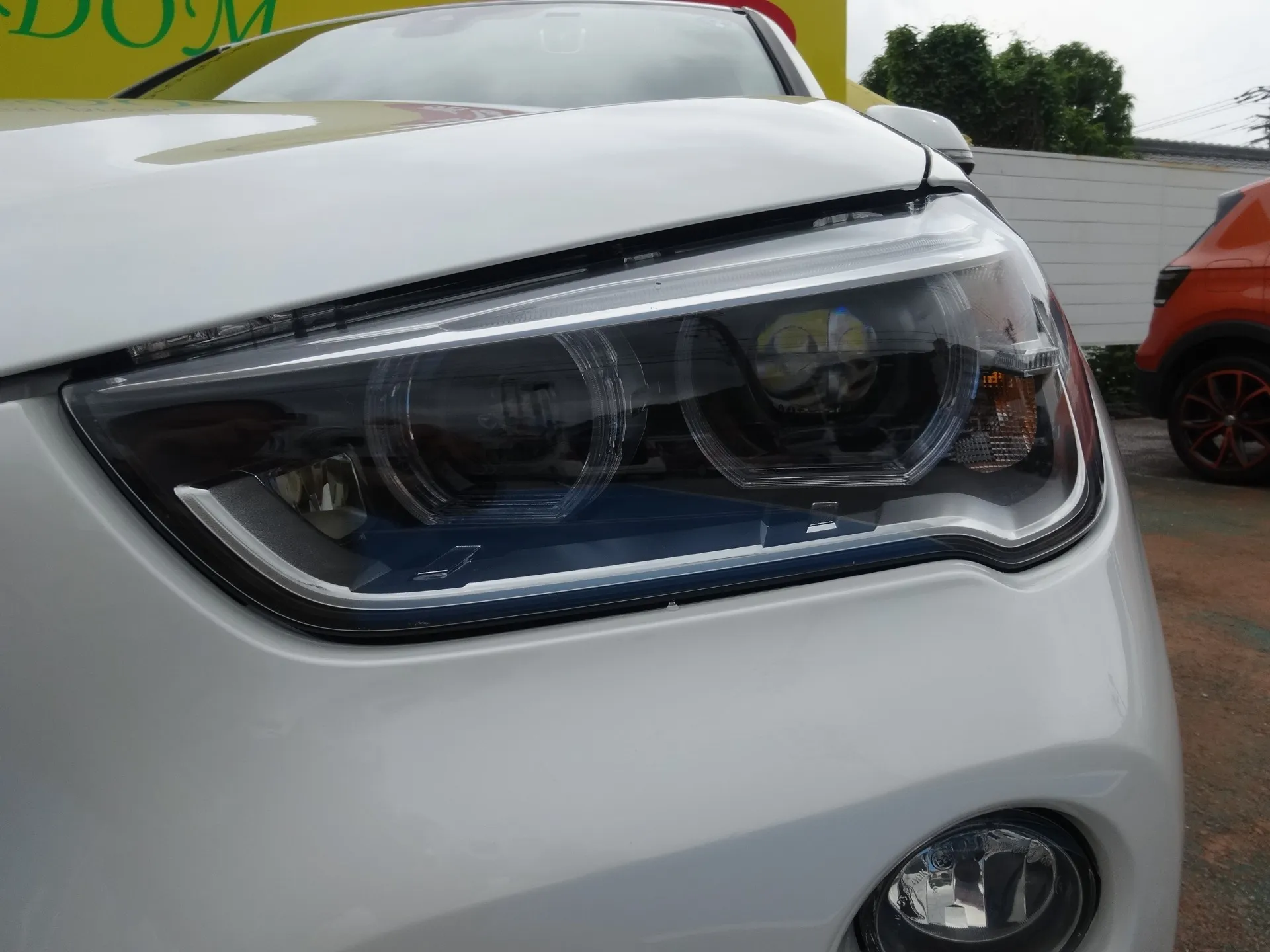 BMW X1 sDrive 18i ファッショニスタ