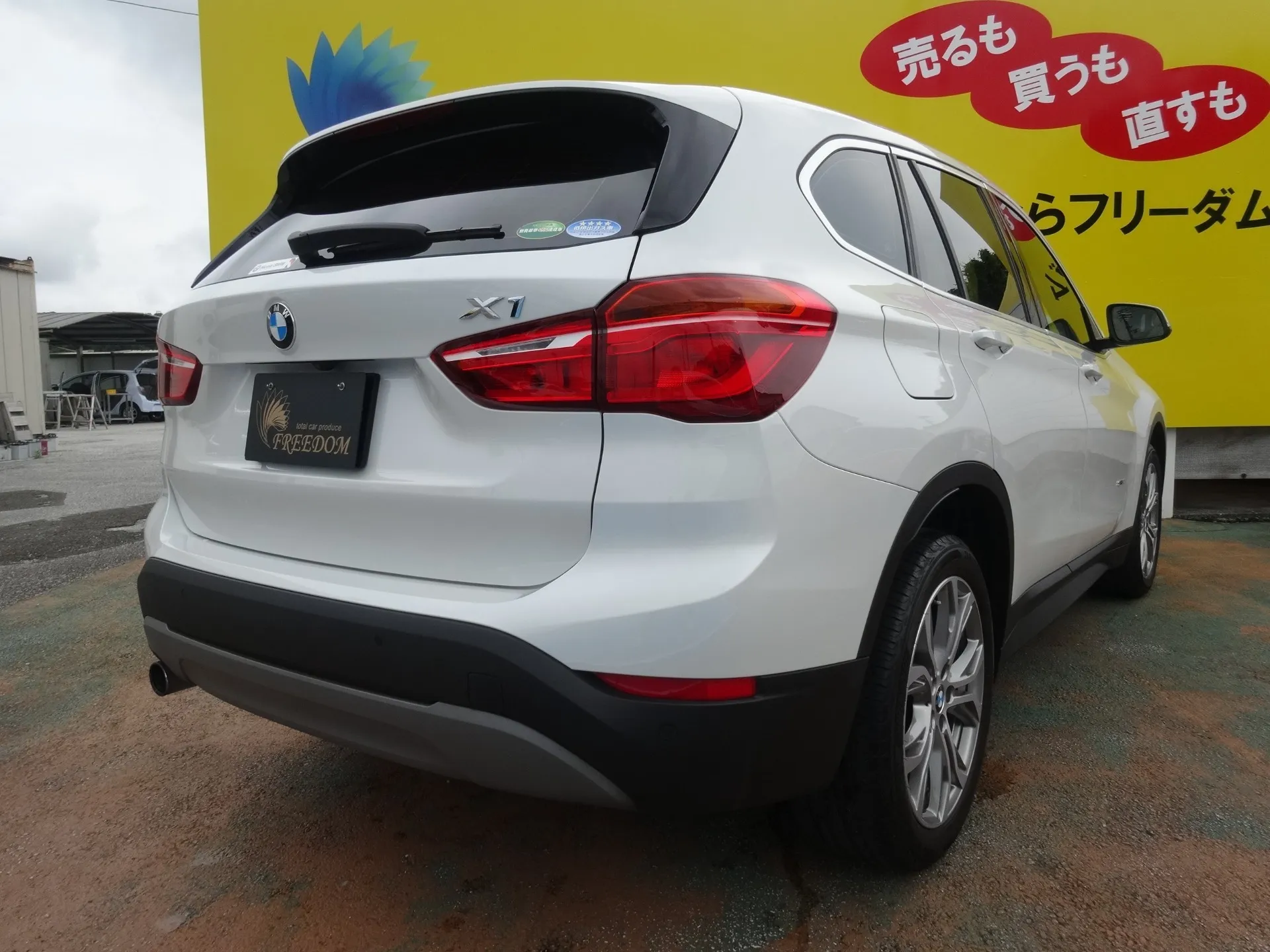 BMW X1 sDrive 18i ファッショニスタ