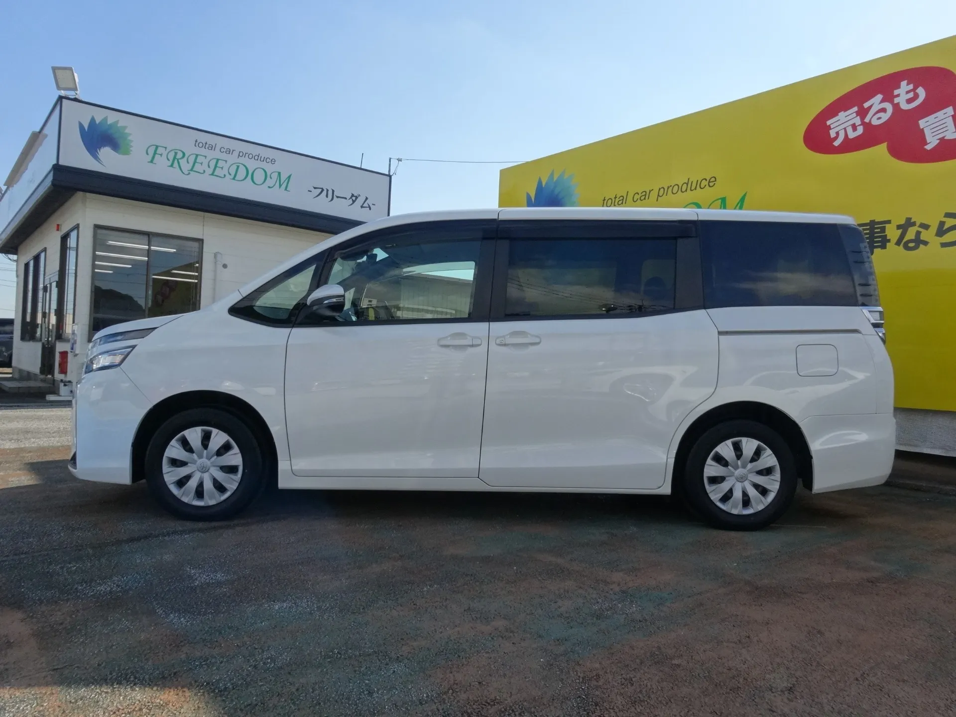 トヨタ ヴォクシー