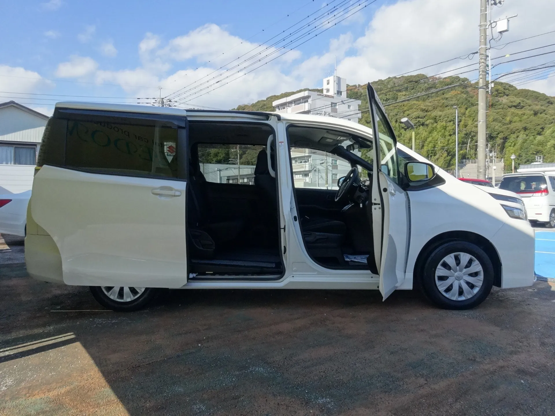 トヨタ ヴォクシー